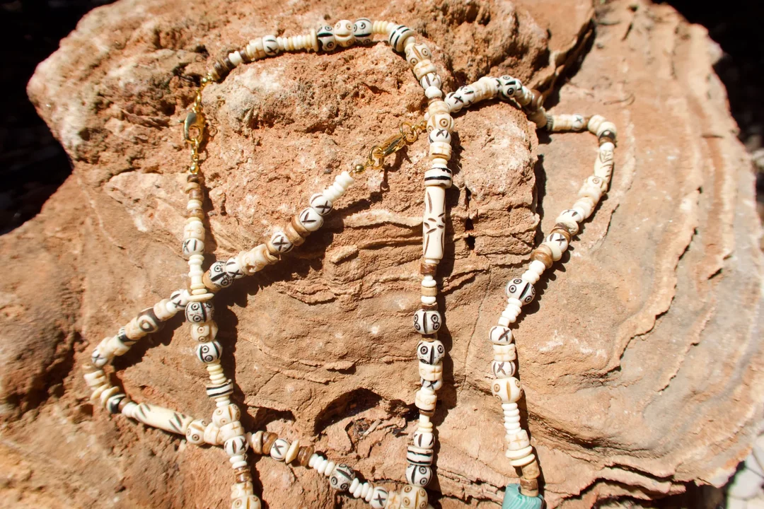 Oʻahu Long Necklace